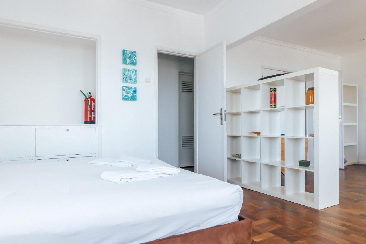 Cascais - Carcavelos Beach Apartment Εξωτερικό φωτογραφία